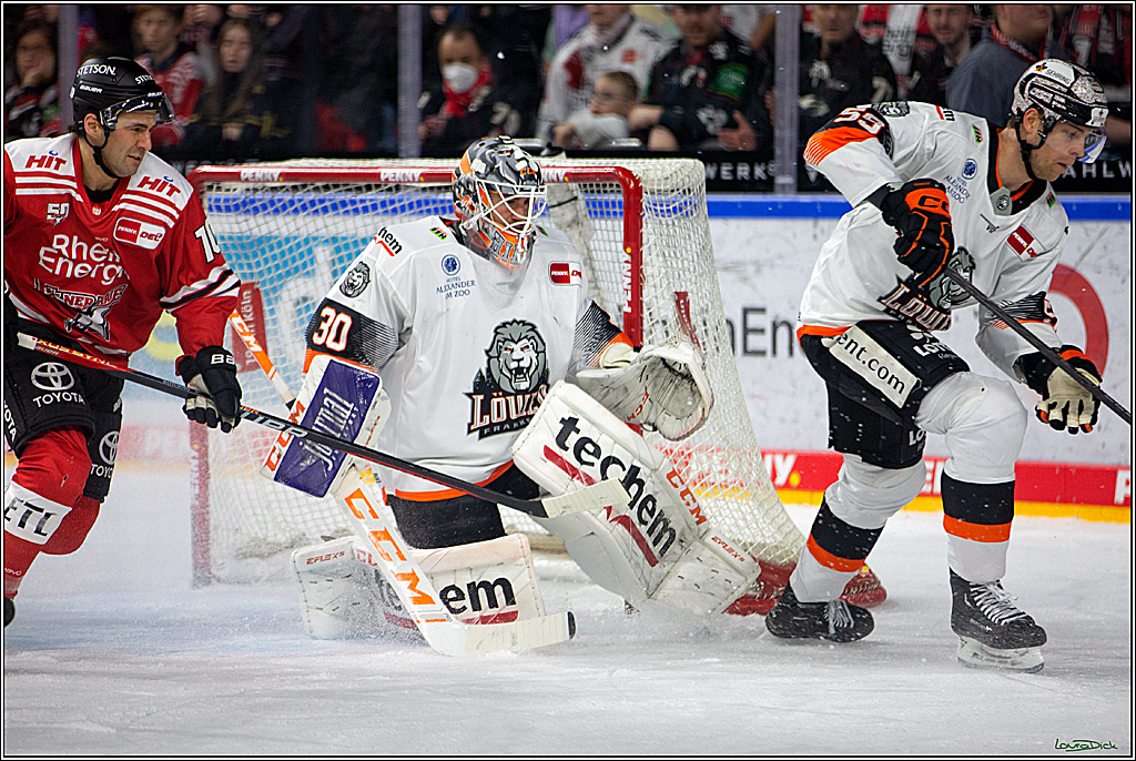 PENNY DEL; Koelner Haie- Loewen Frankfurt; Koeln, 01.12.2022